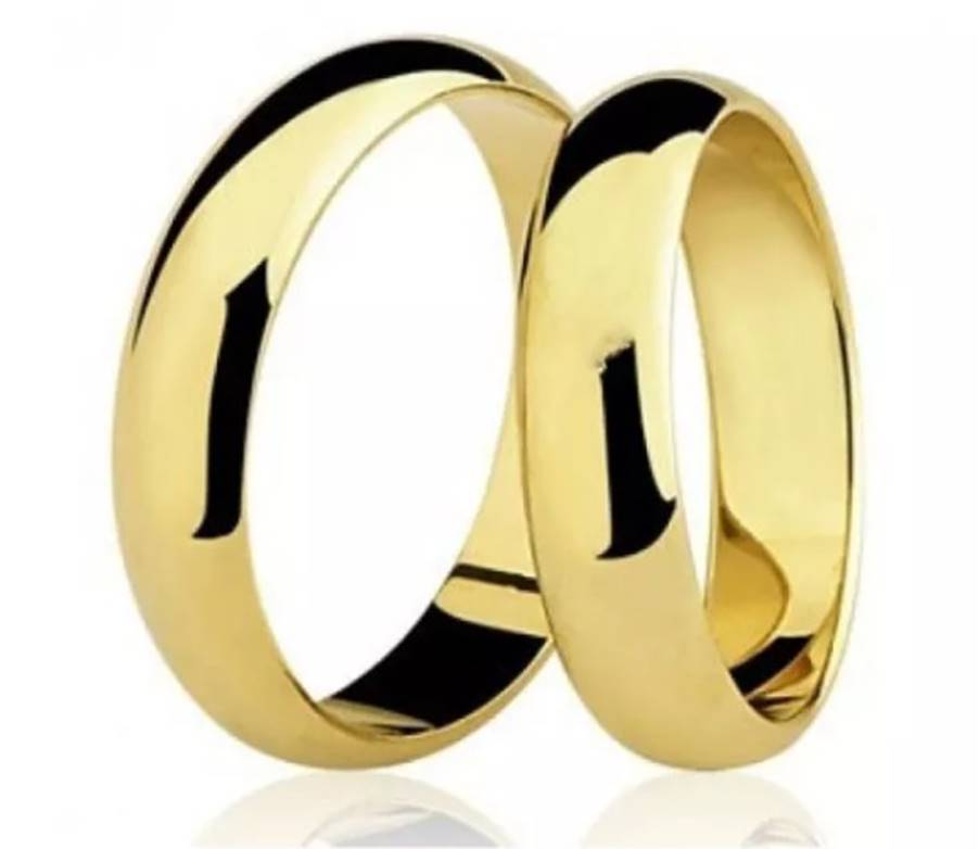 Par de Aliança Casamento de Ouro 18k com 4mm Tradicional