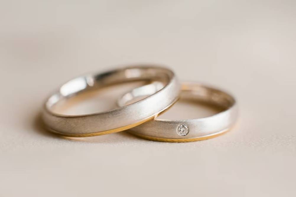 Quanto custa uma aliança de casamento - Design e Personalização