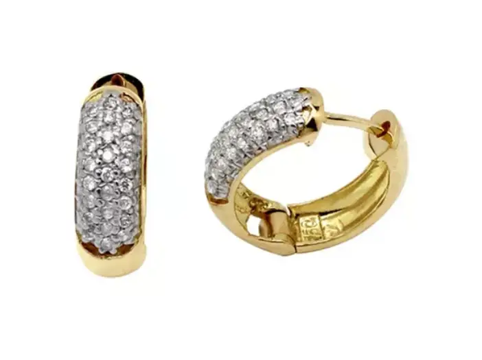 Brinco de Ouro 18k Meia Argola com Zircônias