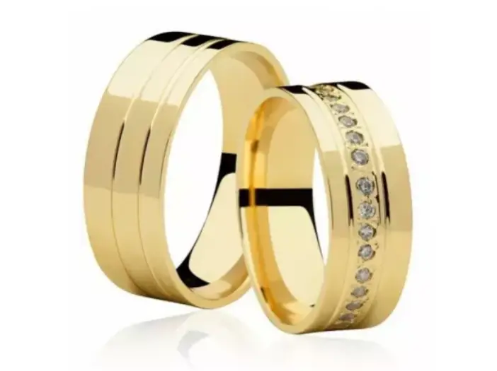 Par de Aliança Casamento de Ouro 18k Quadrada Solest de 7,0mm com Diamante